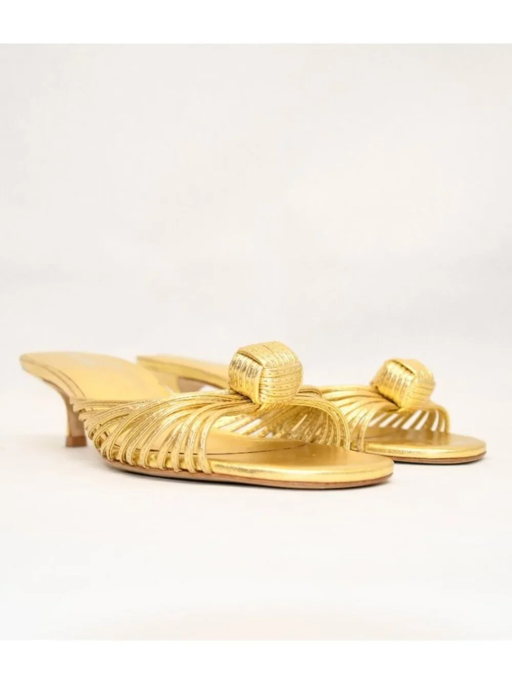 $320 Larroude Valerie KNOT Kitten Heel Strappy Sandal GOLD EATHER 8.5 (DD3)
